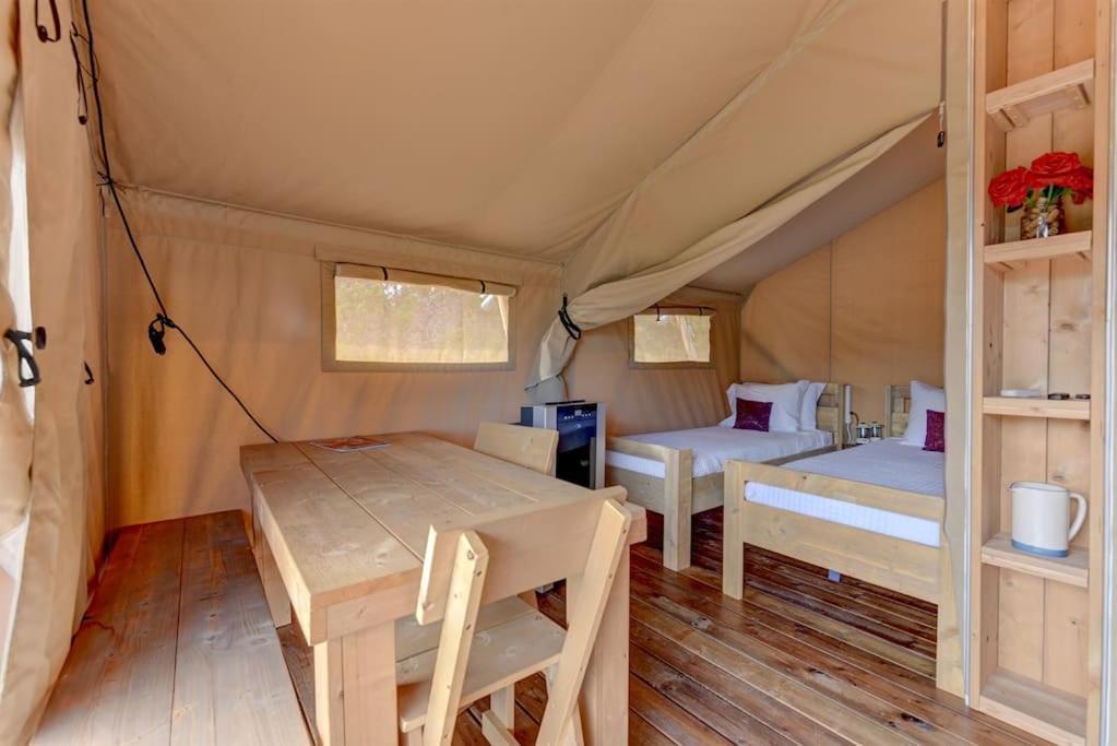 Hotel 12 Fires Luxury Glamping With Heating #3 Johnson City Esterno foto